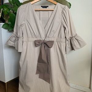 BCBGMaxAzria Empire Waist Pinstripe A-Line Cream Dress Bell Sleeves Size XS